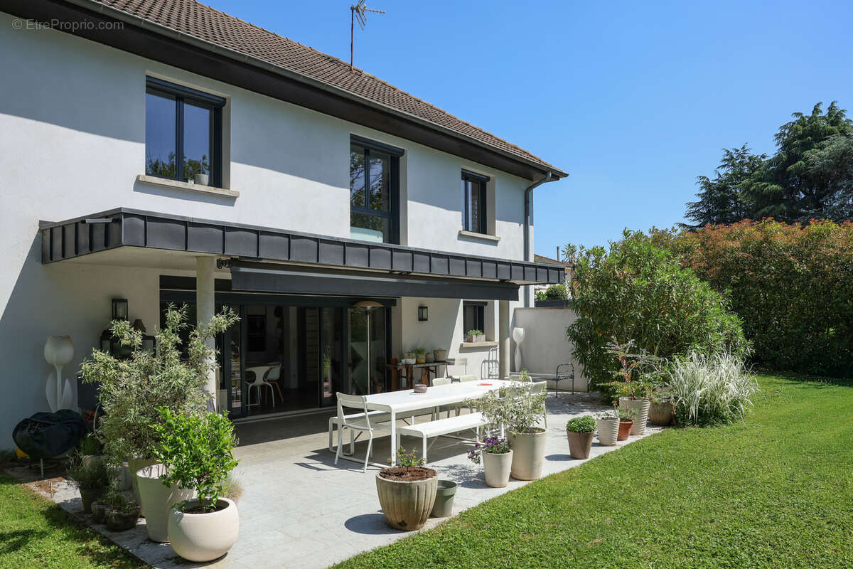 Maison à LIMONEST