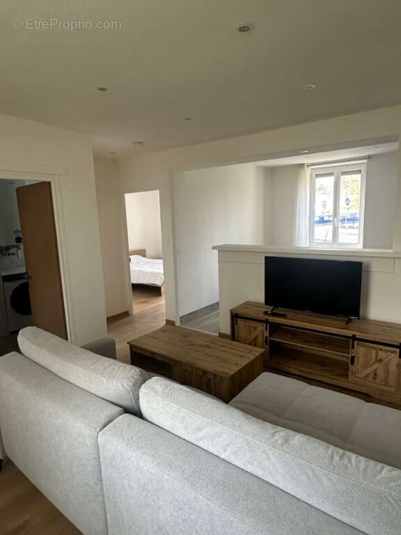 Appartement à MONTCEAU-LES-MINES