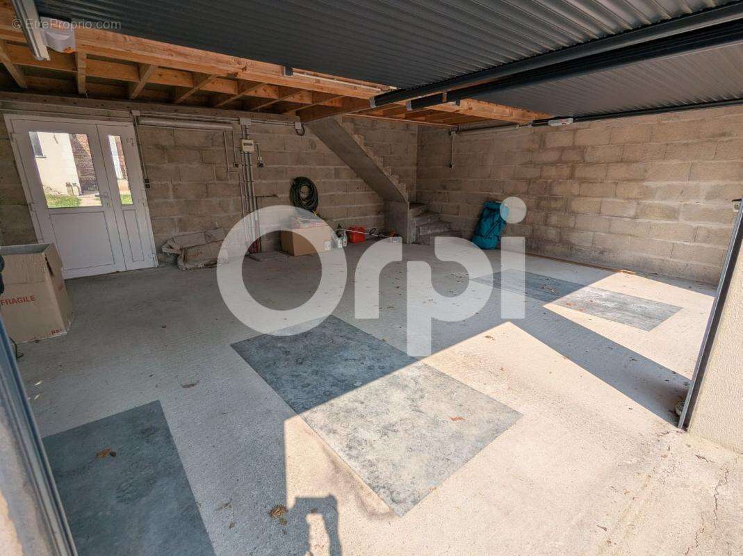 Maison renovee 139 m², 4 chambres + 1 bureau, et son jardin de 1050 m², a vendre cuise la motte (60350) - - photo 15