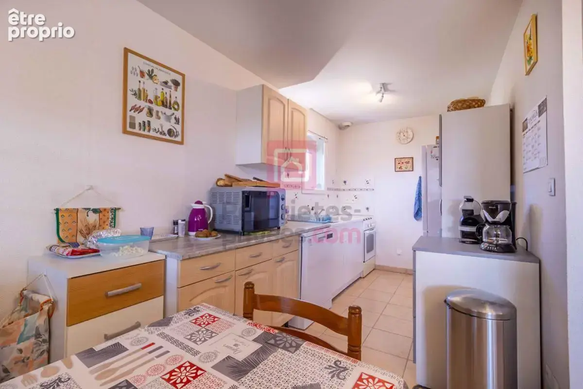 INVESTISSEURS- appt T3  67.32 m2 avec terrasse 14 m2, garage, parking. loué - photo 13
