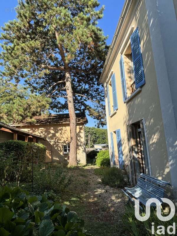 Photo 2 - Maison à LE PORT-MARLY