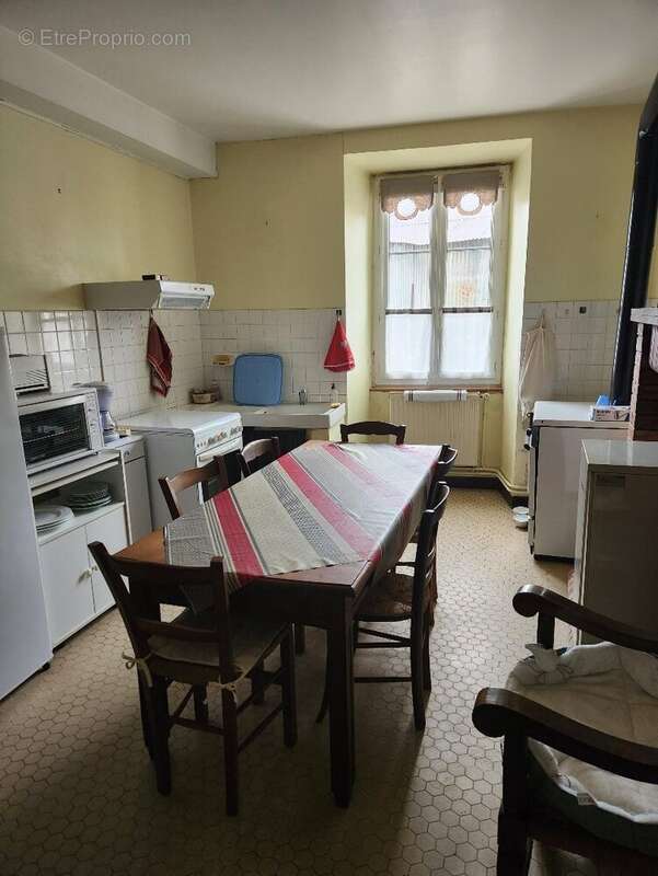 Maison à BRILLAC