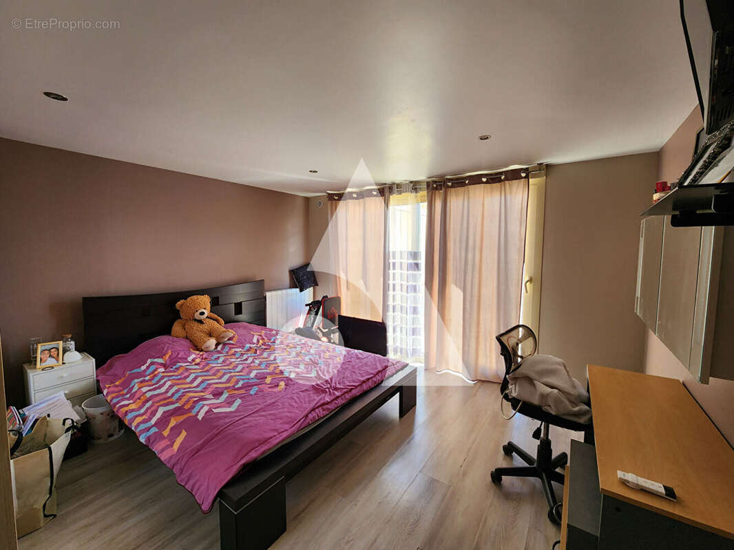 Maison à SAINT-BERAIN-SOUS-SANVIGNES