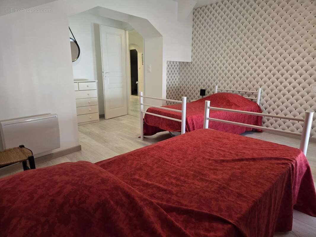 Maison à BOUTEILLES-SAINT-SEBASTIEN