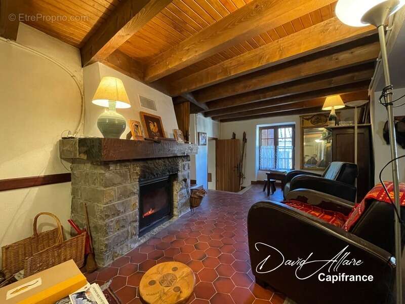 Maison de village à vendre 4 pièces VEYNES (05) - photo 2