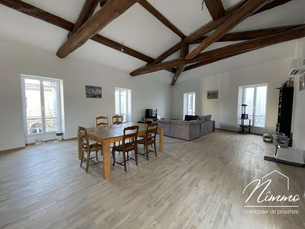 Appartement à NIMES