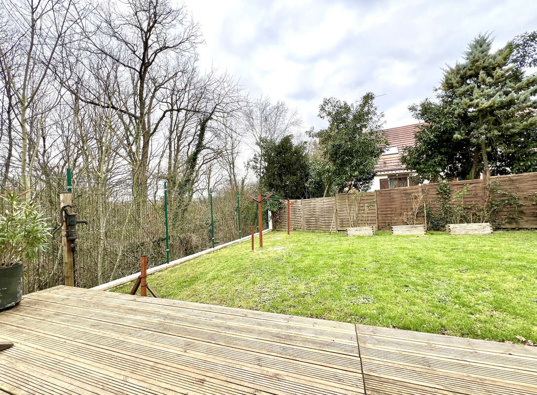 Maison à SAINT-JEAN-DE-BEAUREGARD