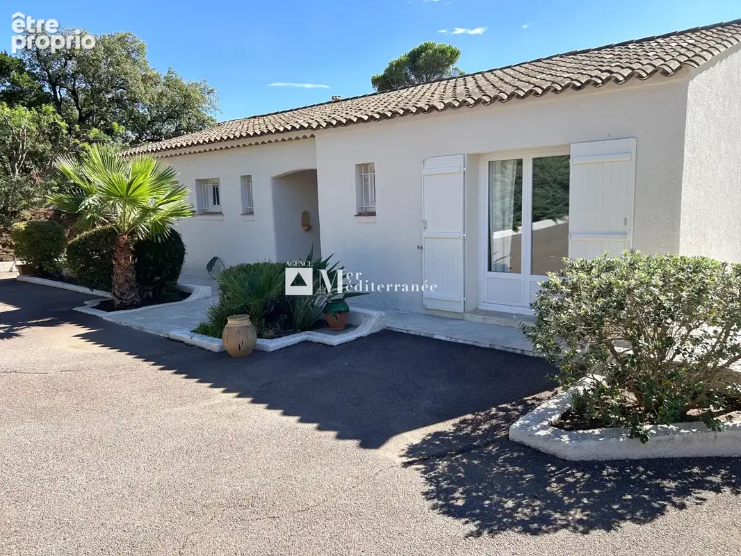 EN EXCLUSIVITÉ - Aux Issambres : Villa rénovée avec piscine, proche de la plage - Possibilité d’agrandissement - photo 3
