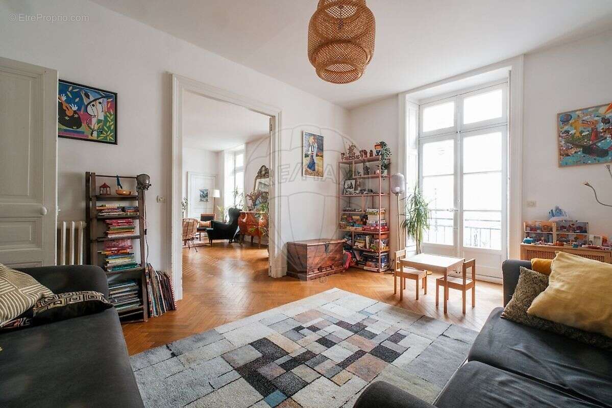 Appartement à NANTES