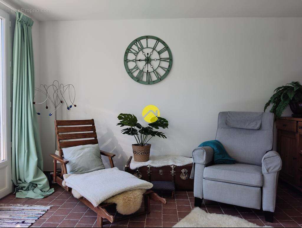 Maison à LURCY-LEVIS