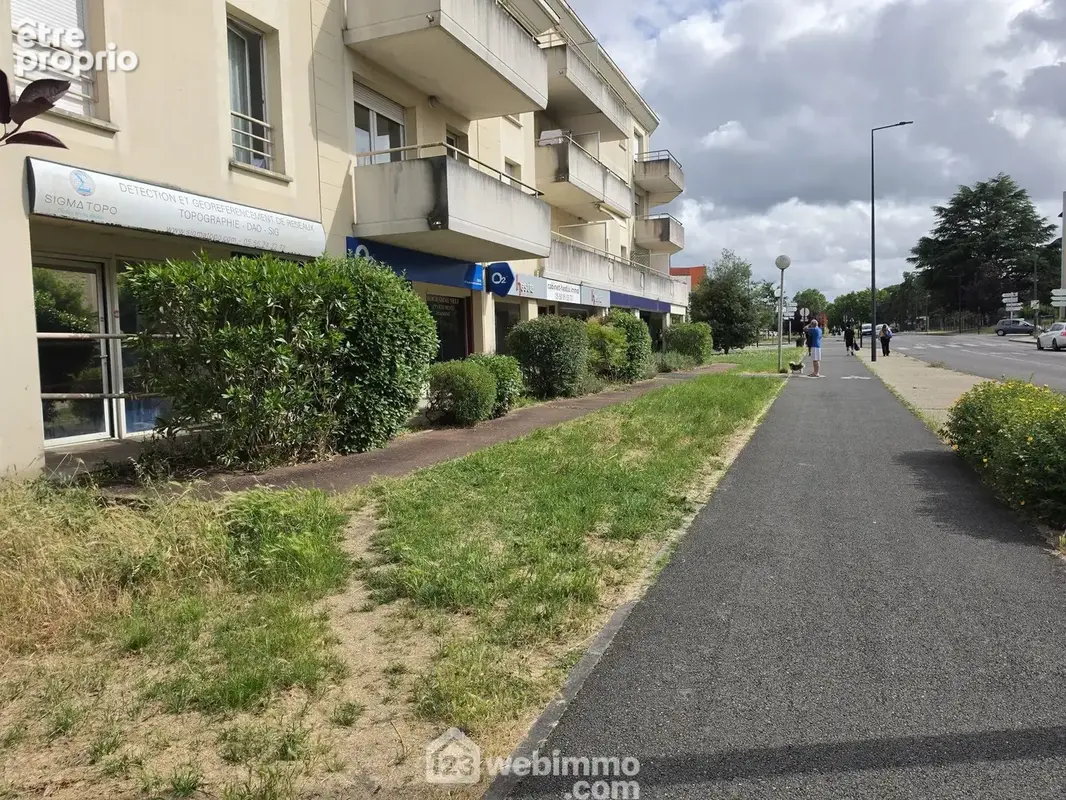 Commerce 50 m² à vendre à Blanquefort (33290) - photo 2