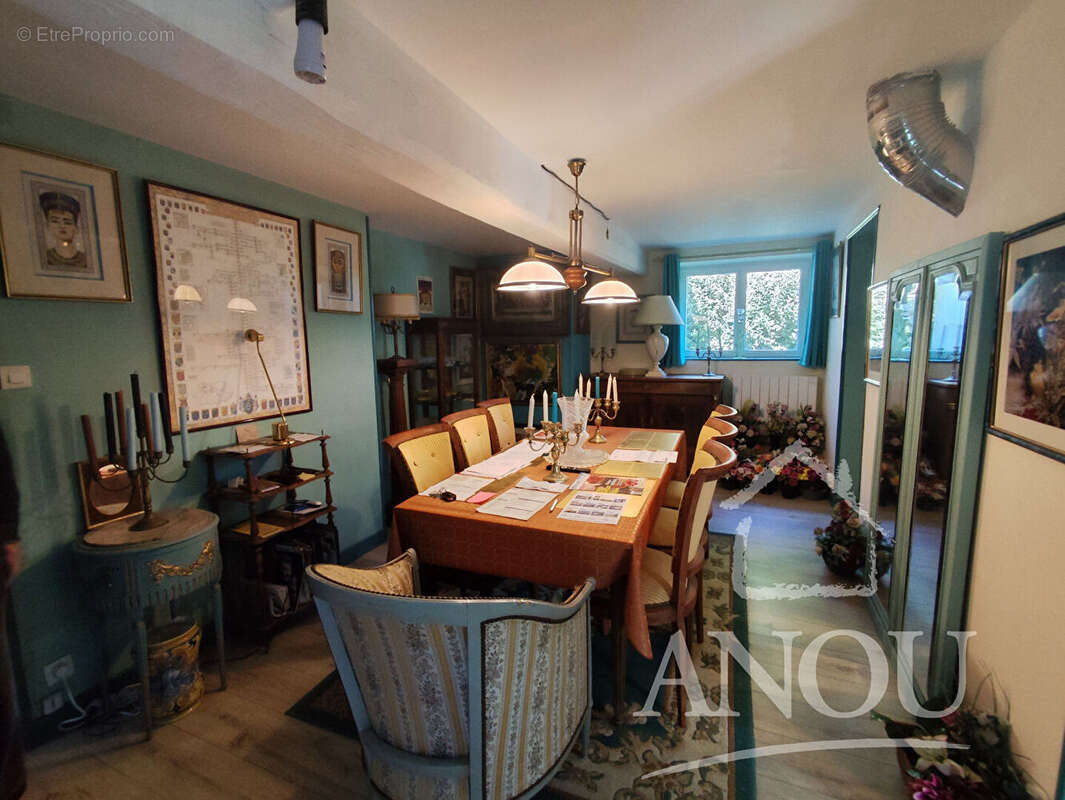 Maison à OZOIR-LE-BREUIL