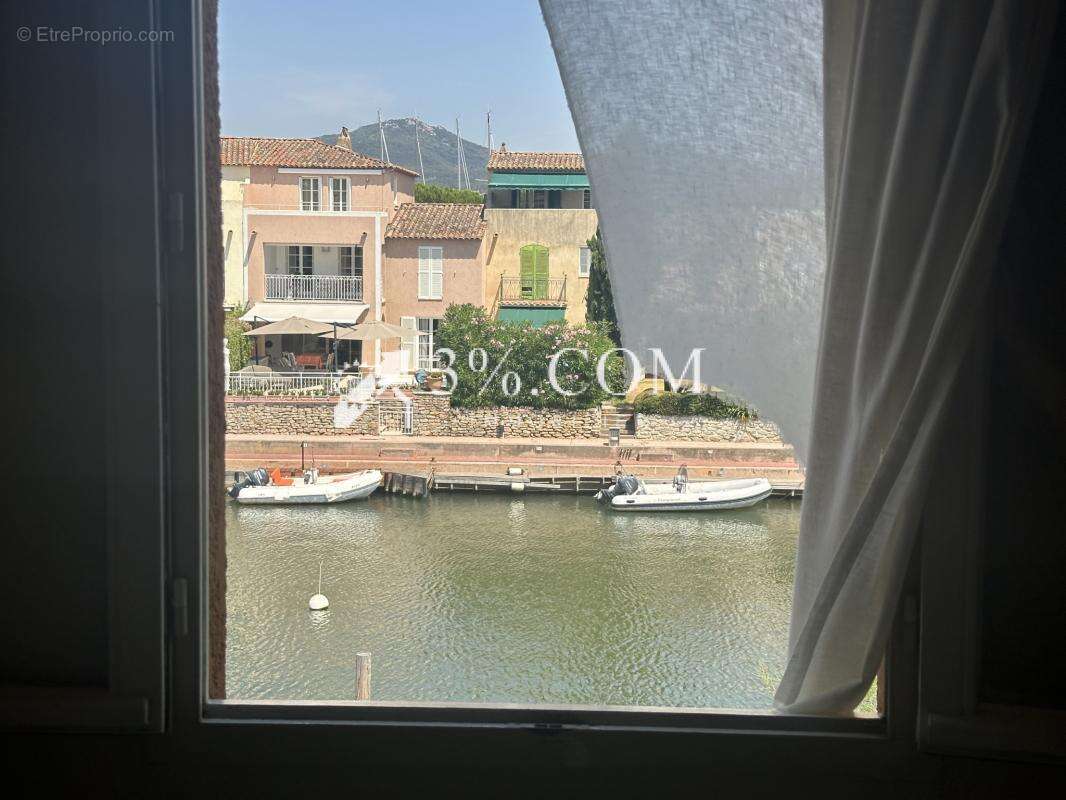 Appartement à COGOLIN