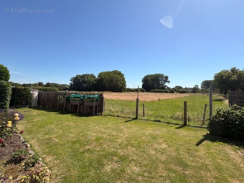 Nouveauté et en exclusivité, Ennevelin, Grande maison familiale avec une magnifique vue sur la campagne - photo 10