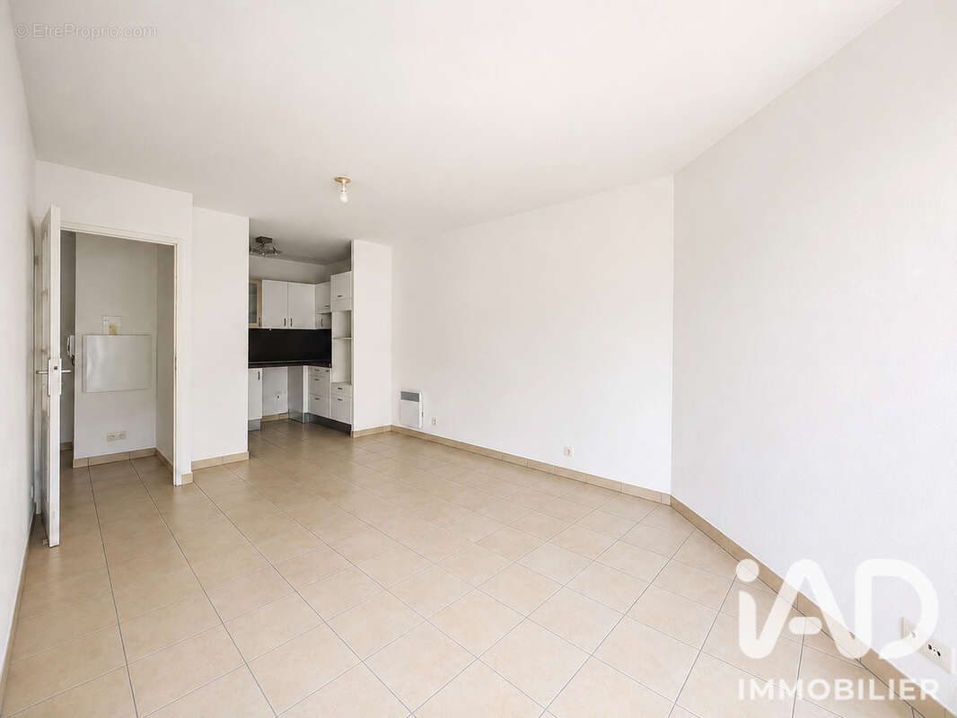 Photo 2 - Appartement à LE ROURET