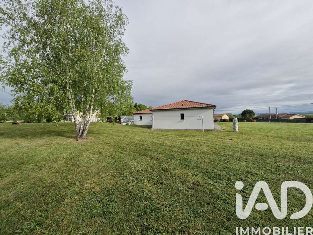 Maison 140 m² à Saint-Junien  - photo 5