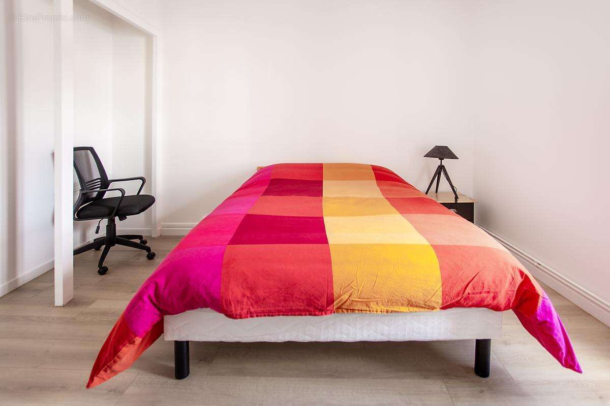 Maison à RUELLE-SUR-TOUVRE