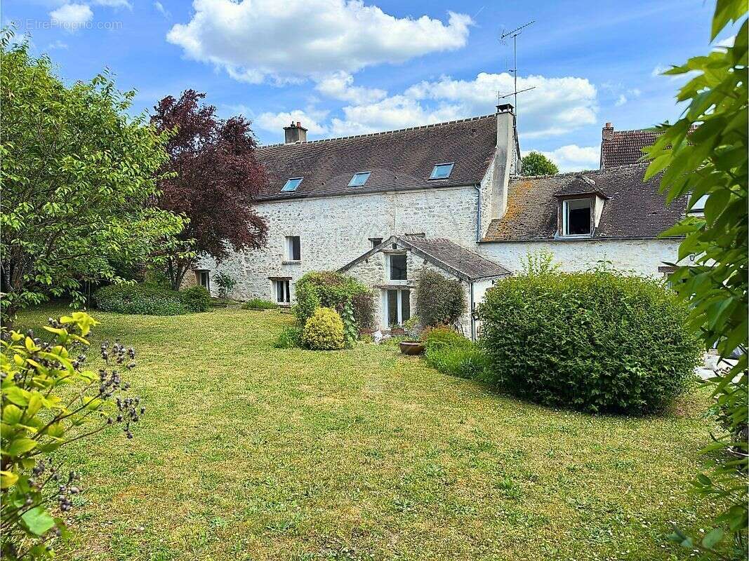 Maison à SENLIS