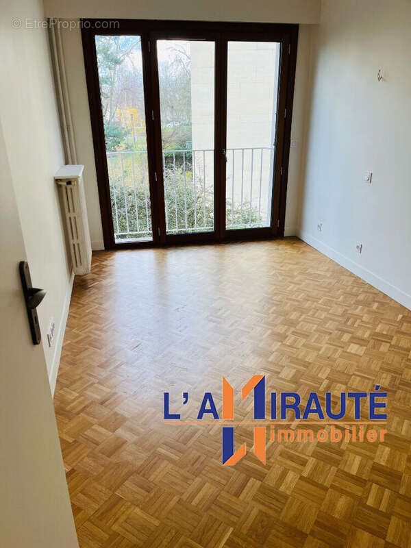 Appartement à MAISONS-LAFFITTE