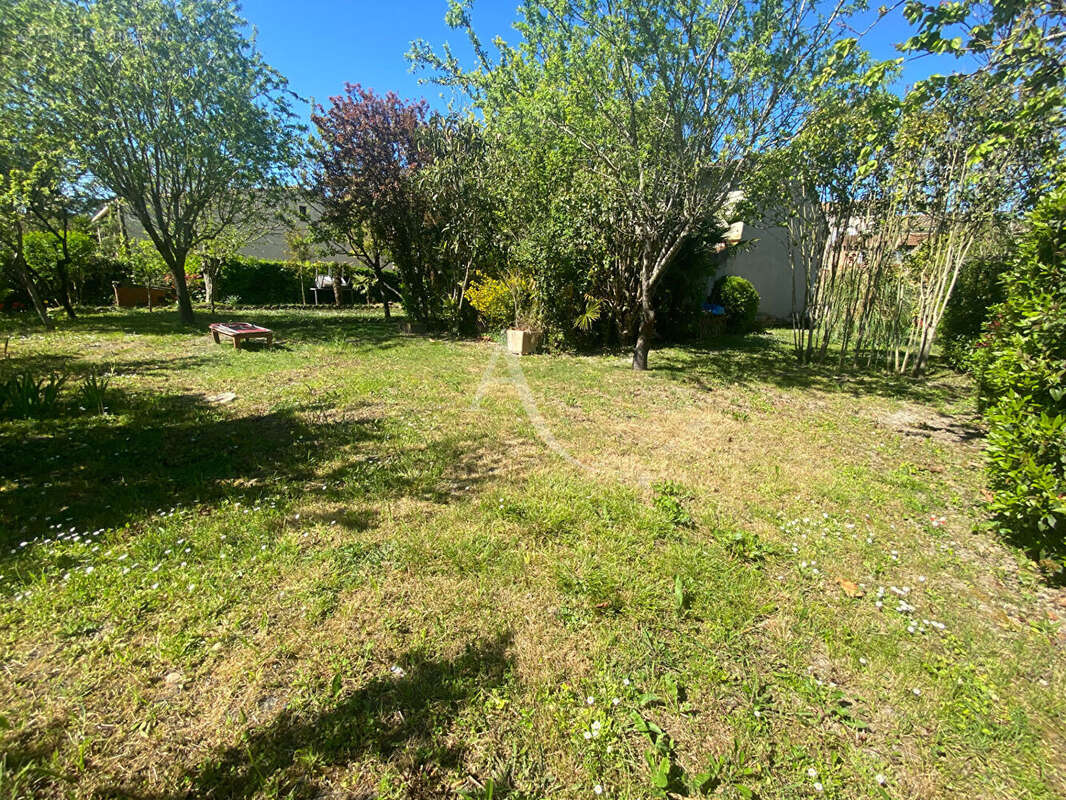 Maison à SAINT-MARTIN-LALANDE
