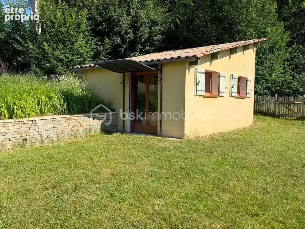 THOARD - Maison coup de cœur ! 68m² - 2 chambres - terrasse - terrain - photo 8