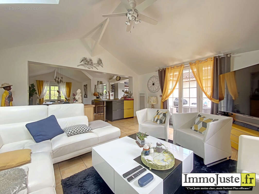 Maison à SAINT-REMY-L'HONORE