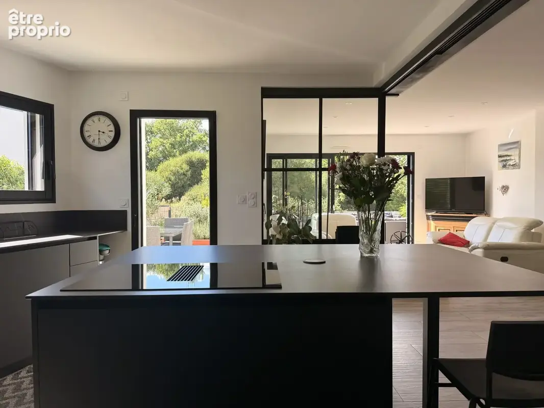 Maison 6 pièces 169 m² à vendre à Vannes (56000) - photo 6