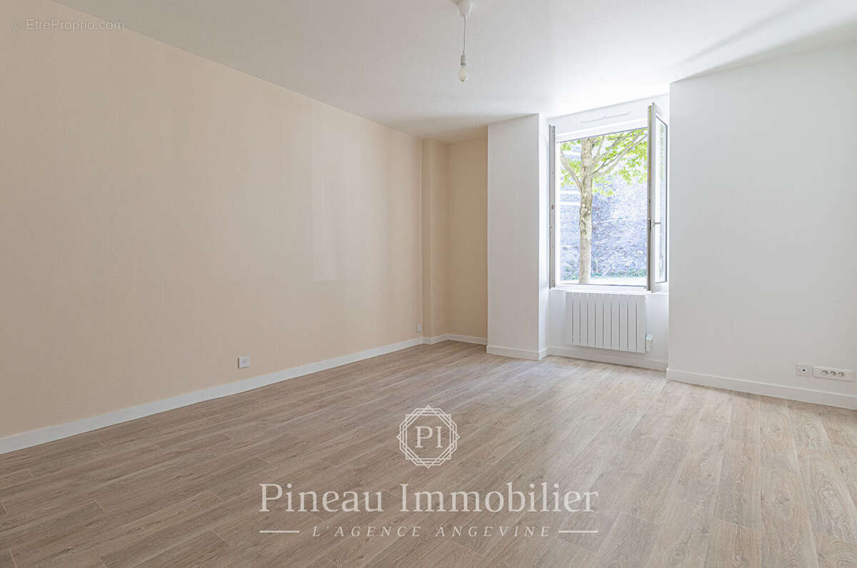 Appartement T2 Angers - Centre-ville / Château - Rez-de-chaussée - Idéal 1er achat ou investissement - photo 2