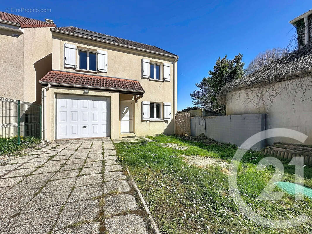 Maison à NANGIS