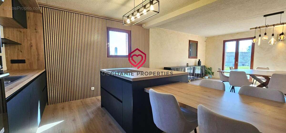 Maison à BEAUMONT-SUR-LEZE