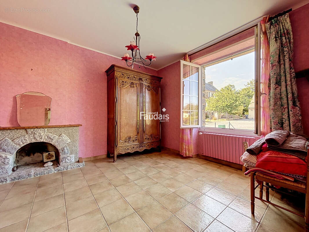 Maison 93 m² à Le Mesnil-Amey  - photo 6