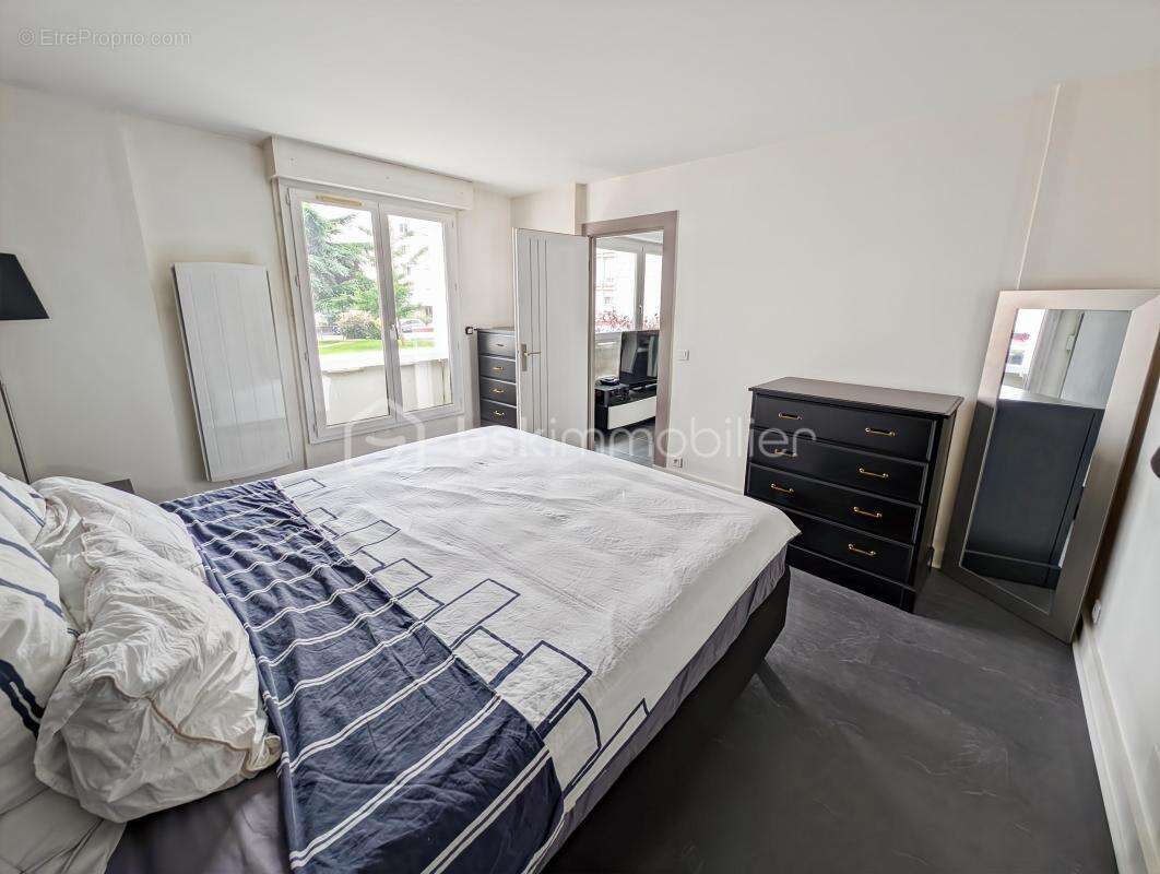 Superbe appartement f4 3 chambres centre ville de saint gratien - le forum - photo 8