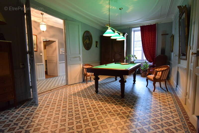 n°6 - Maison à MERCUREY