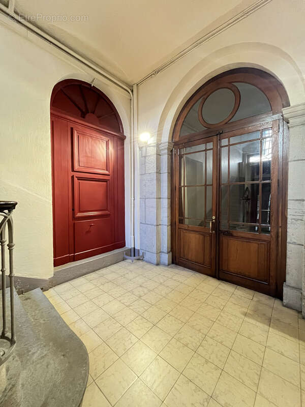 Appartement à SAINT-ETIENNE