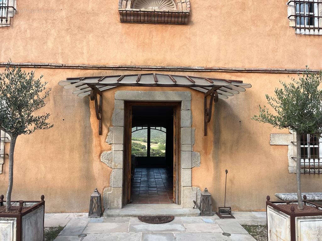 Maison à PLAN-DE-LA-TOUR