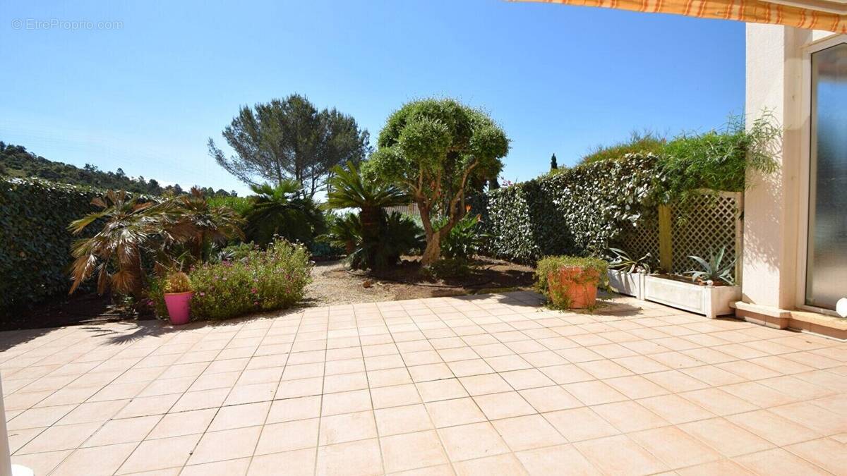 Appartement à SAINT-RAPHAEL