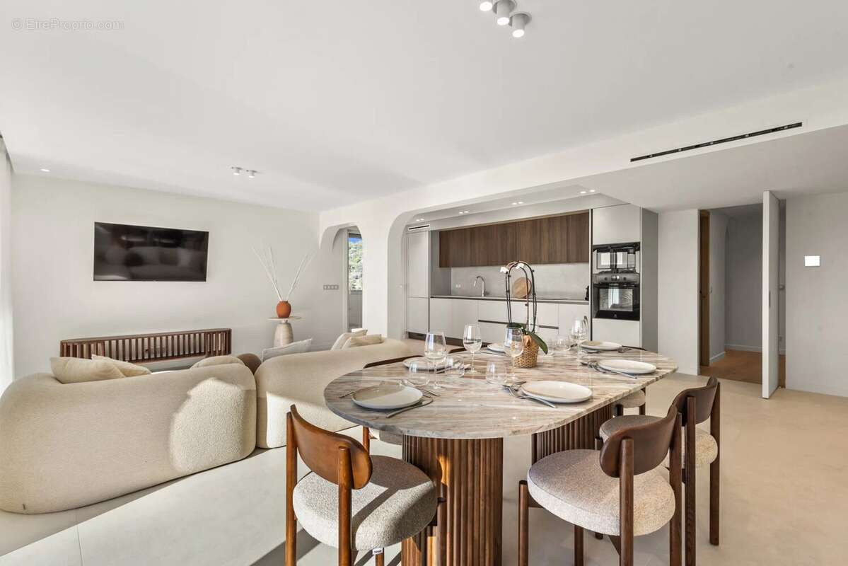 Appartement à LE CANNET