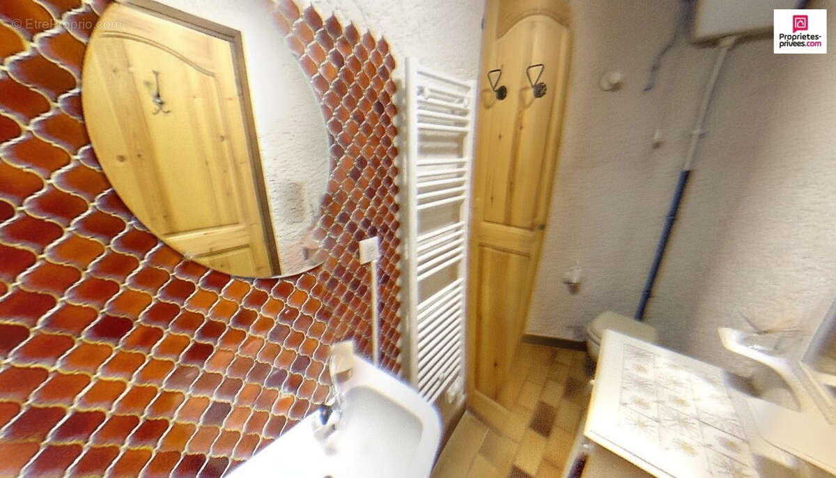 Maison à ESPARRON-DE-VERDON