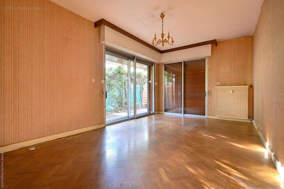 Appartement à MARSEILLE-12E