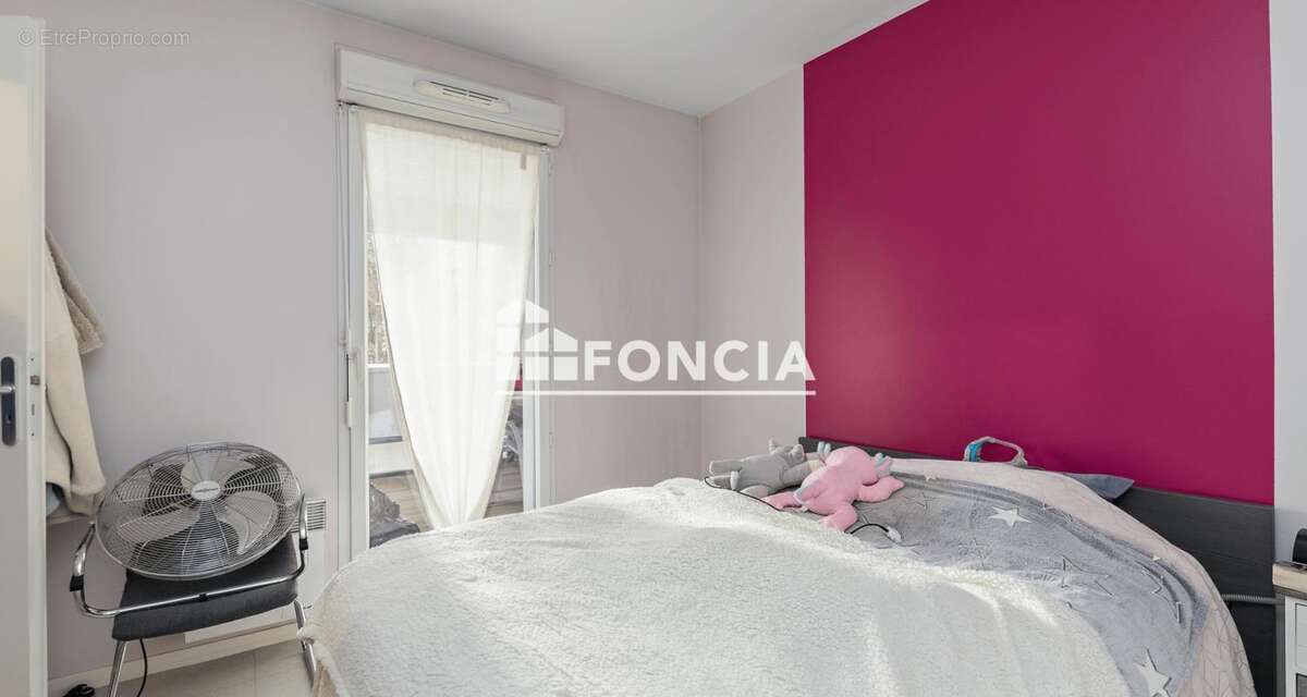 Appartement à MONT-SAINT-AIGNAN