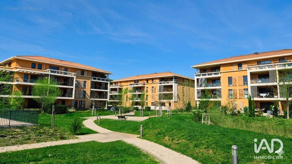 Photo 1 - Appartement à ARLES