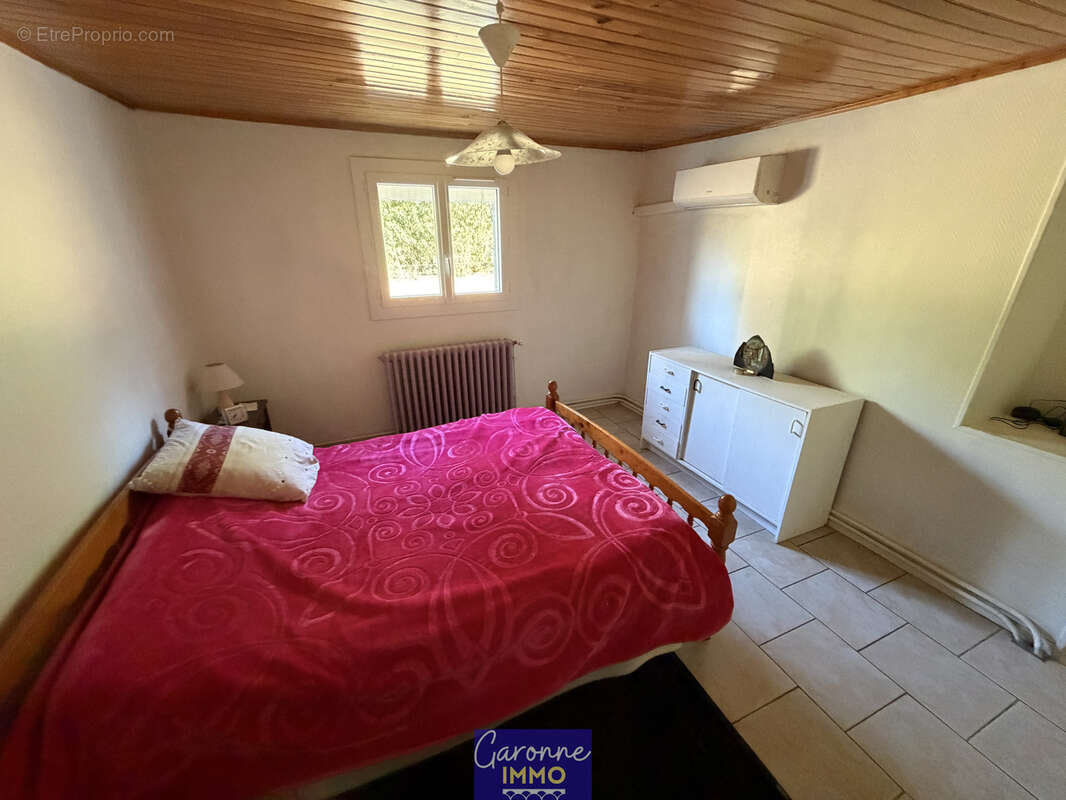 Maison à VILLEFRANCHE-DU-QUEYRAN