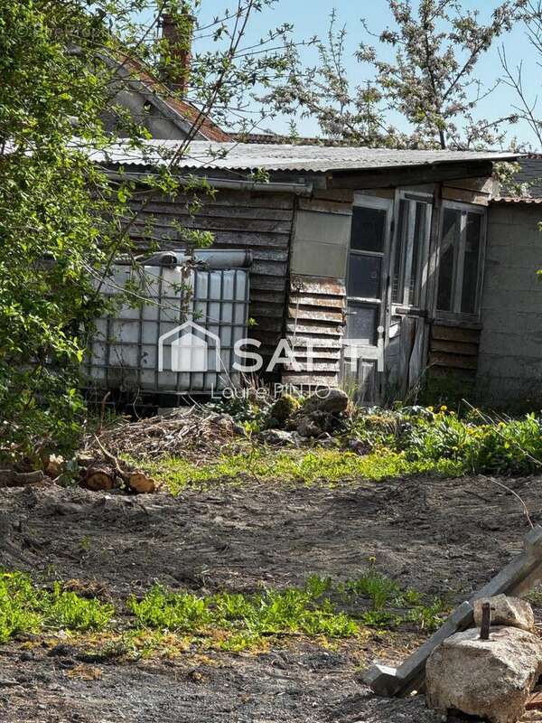 Photo 4 - Terrain à PONTFAVERGER-MORONVILLIERS