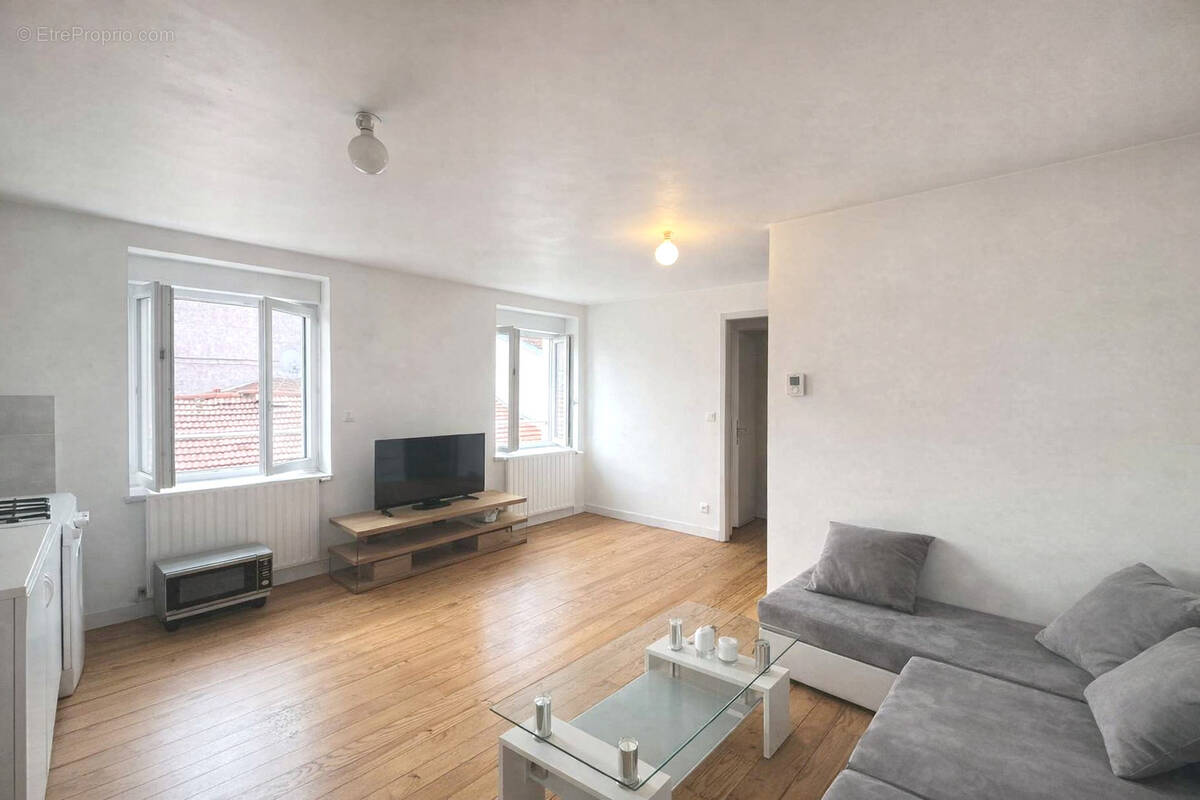 Appartement à SAINT-ETIENNE
