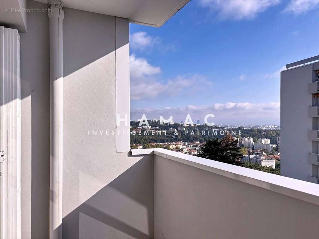 Appartement à OULLINS