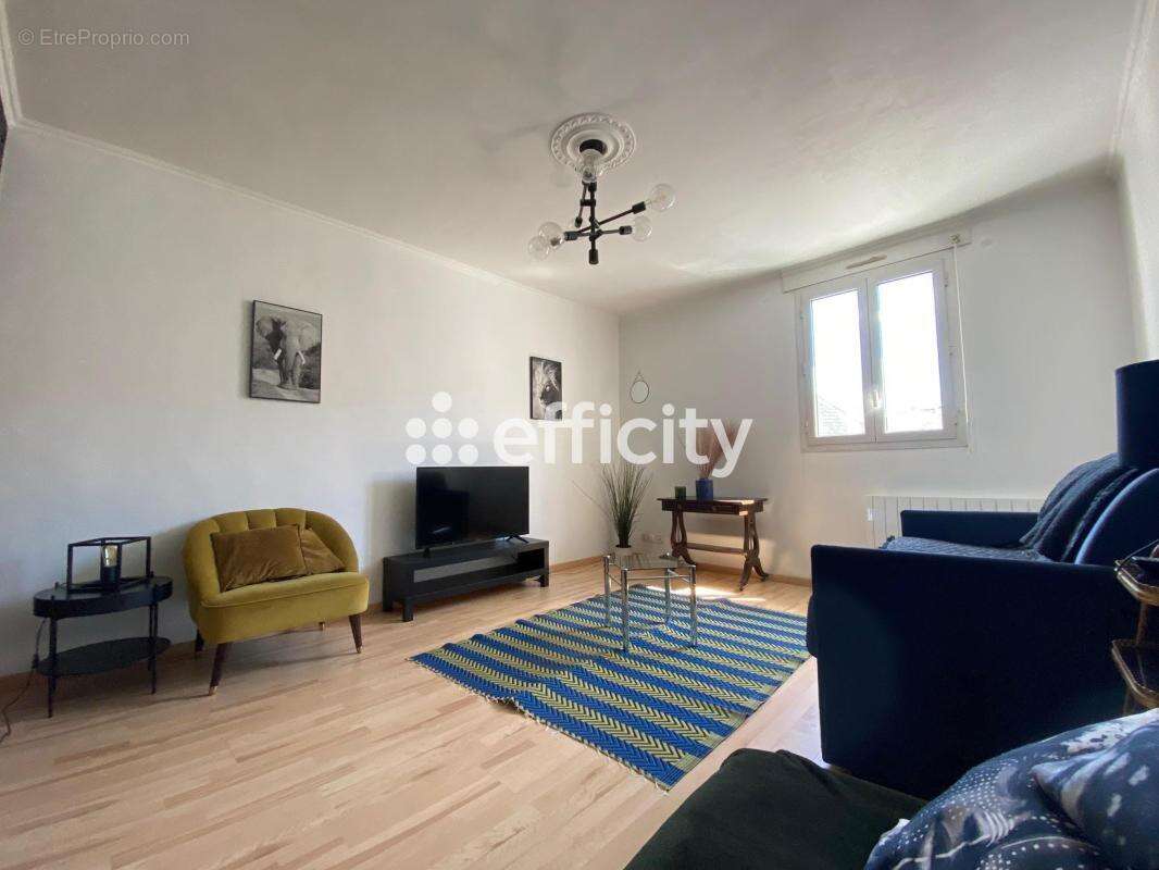 Appartement à CHOISY-LE-ROI