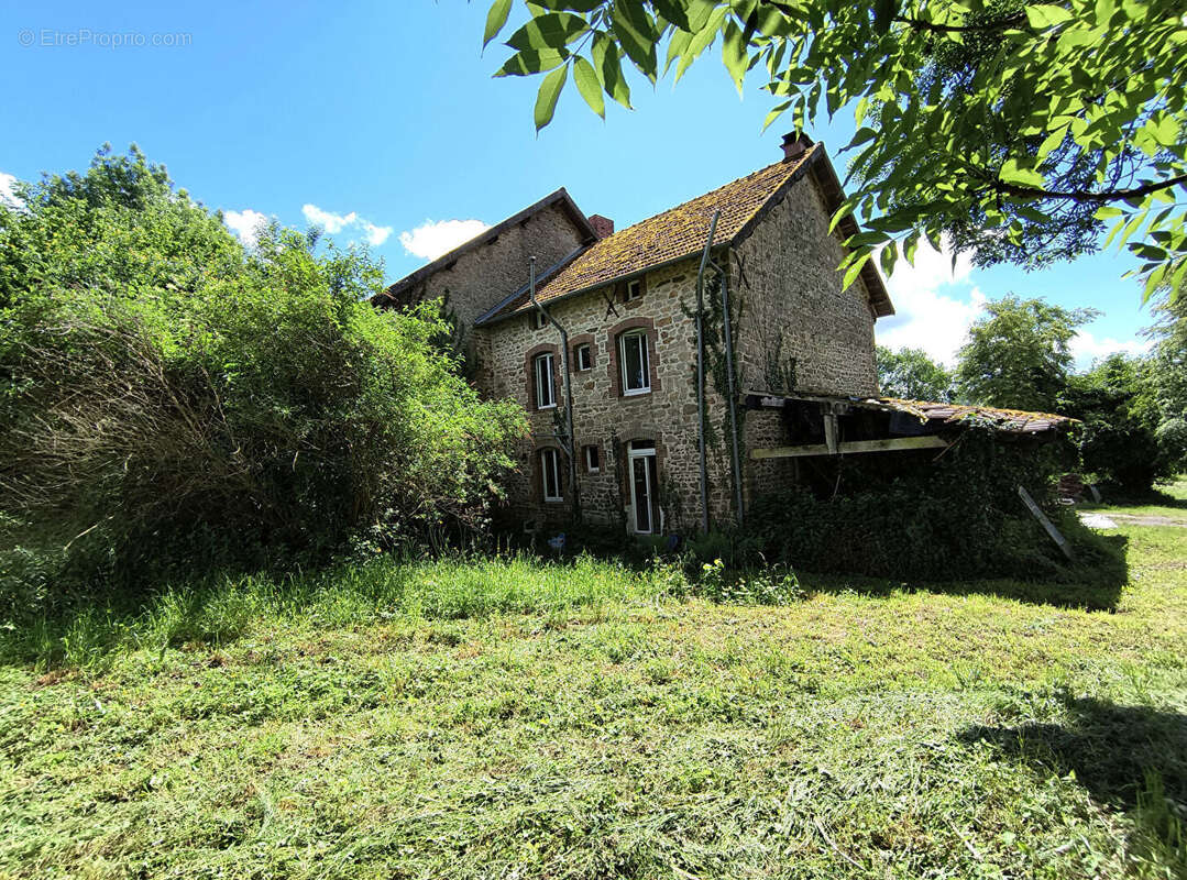 Maison à BOURGANEUF