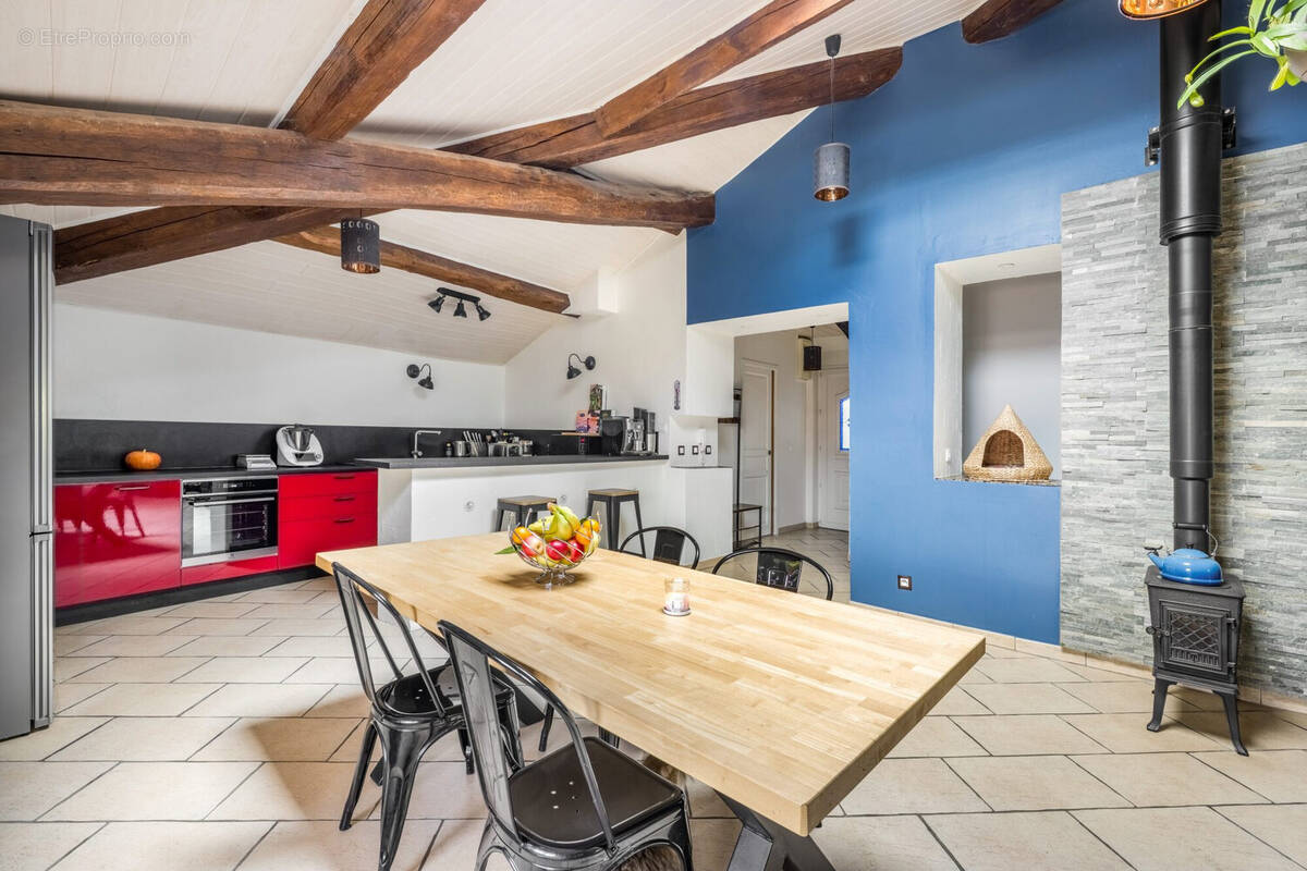 Appartement à SAINT-GEORGES-D'ESPERANCHE