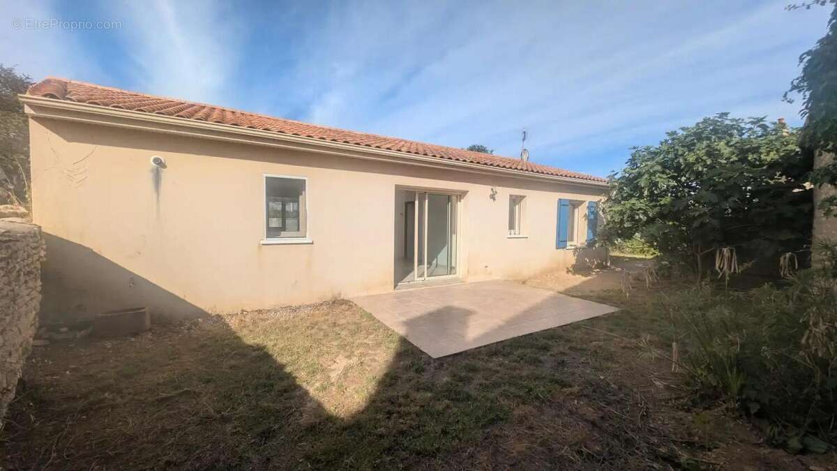 Photo 2 - Maison à SAINT-REMY