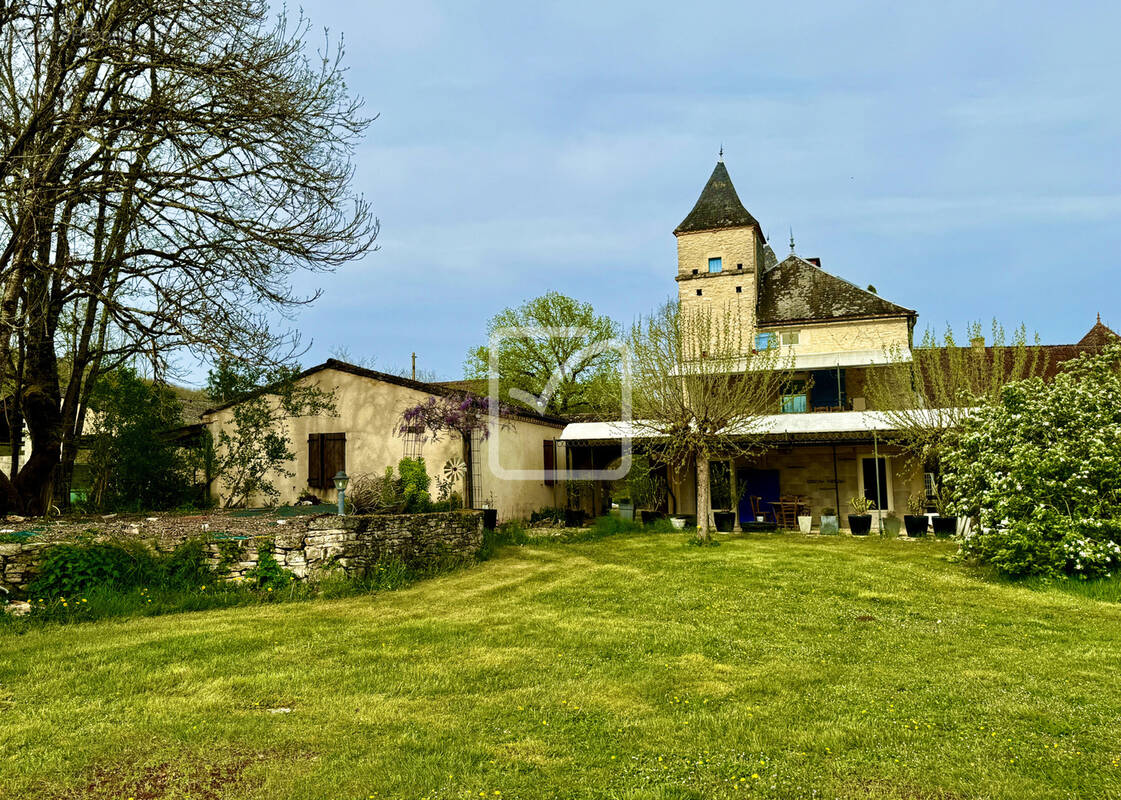 Maison à GOURDON